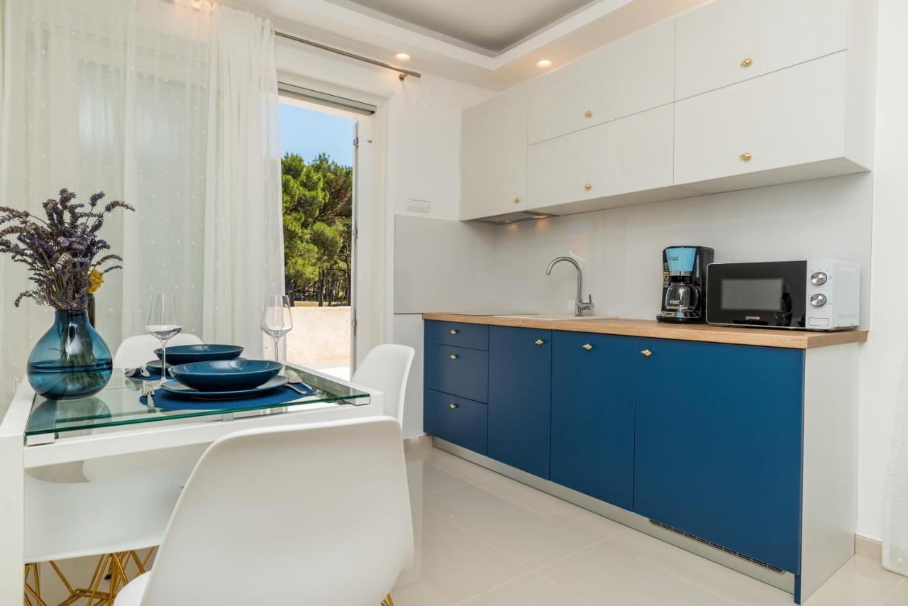 Cikat Bay Residence Mali Lošinj Exteriör bild