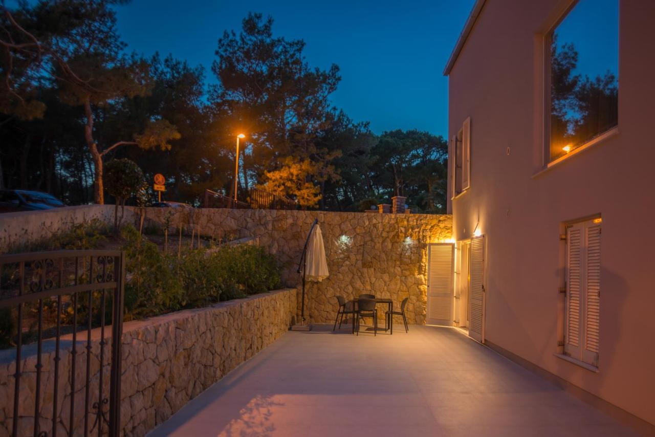 Cikat Bay Residence Mali Lošinj Exteriör bild